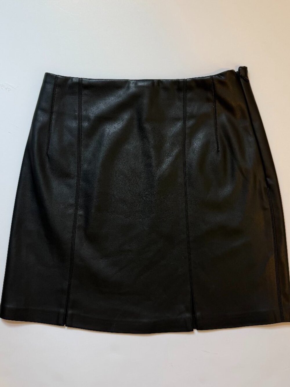 Topshop Women's Faux Leather Mini Skirt Size 4 Black High Waisted Front Slit